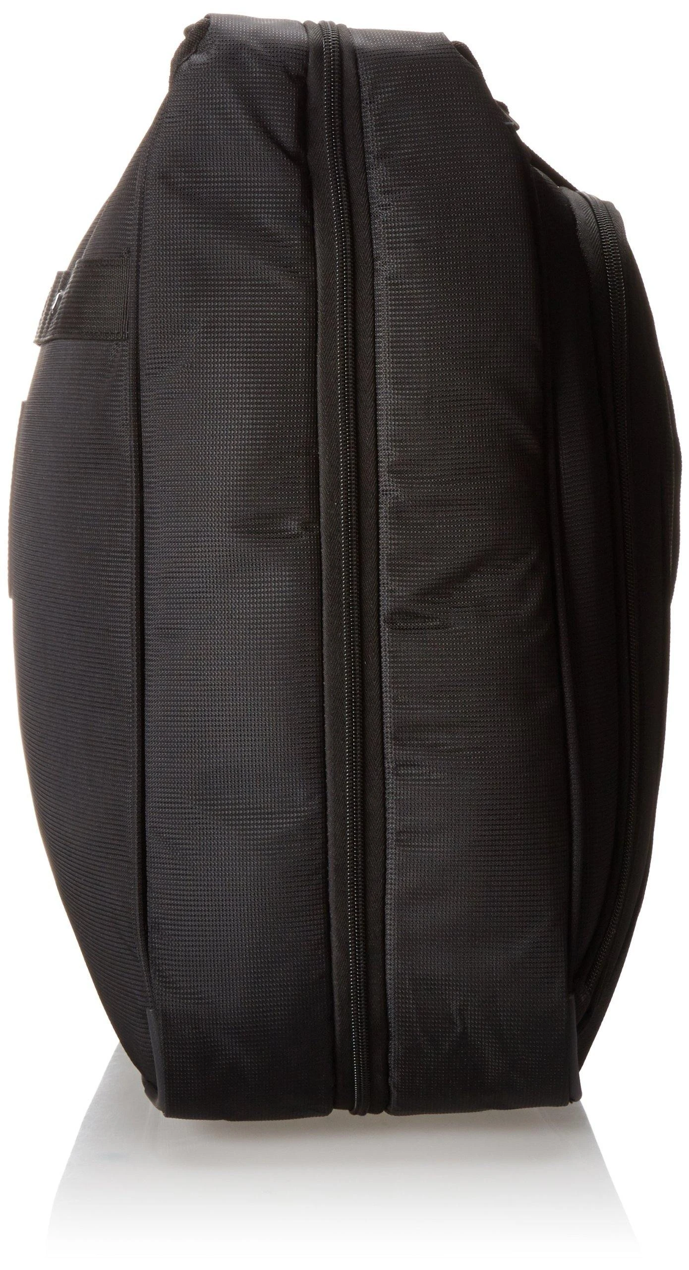 TravelPro Maxlite3 Garment Bag 6 TravelPro Maxlite3 Garment Bag - Image 4