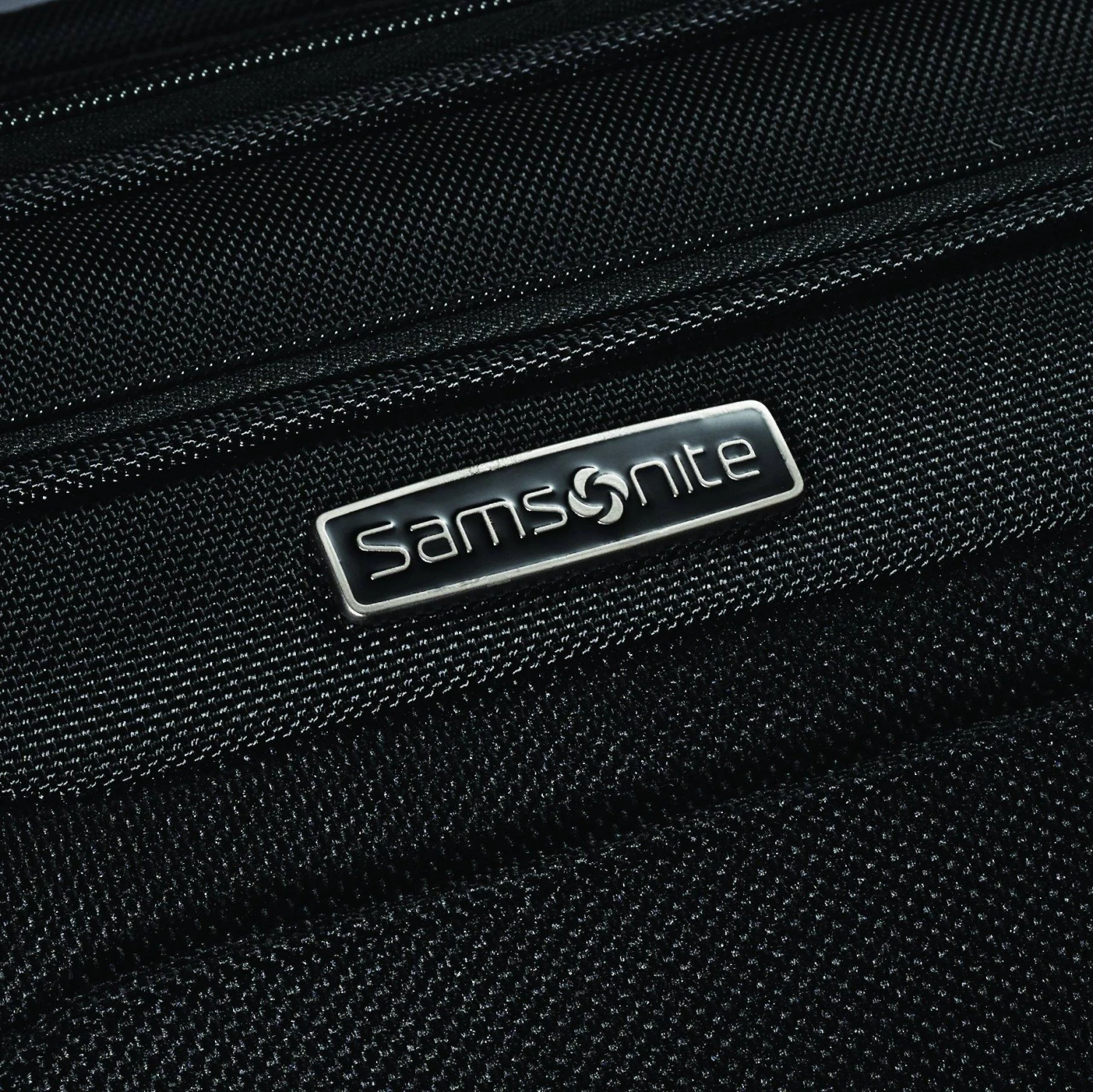Samsonite Aspire Gr8 Boarding Bag 4 Samsonite Aspire Gr8 Boarding Bag - Image 2