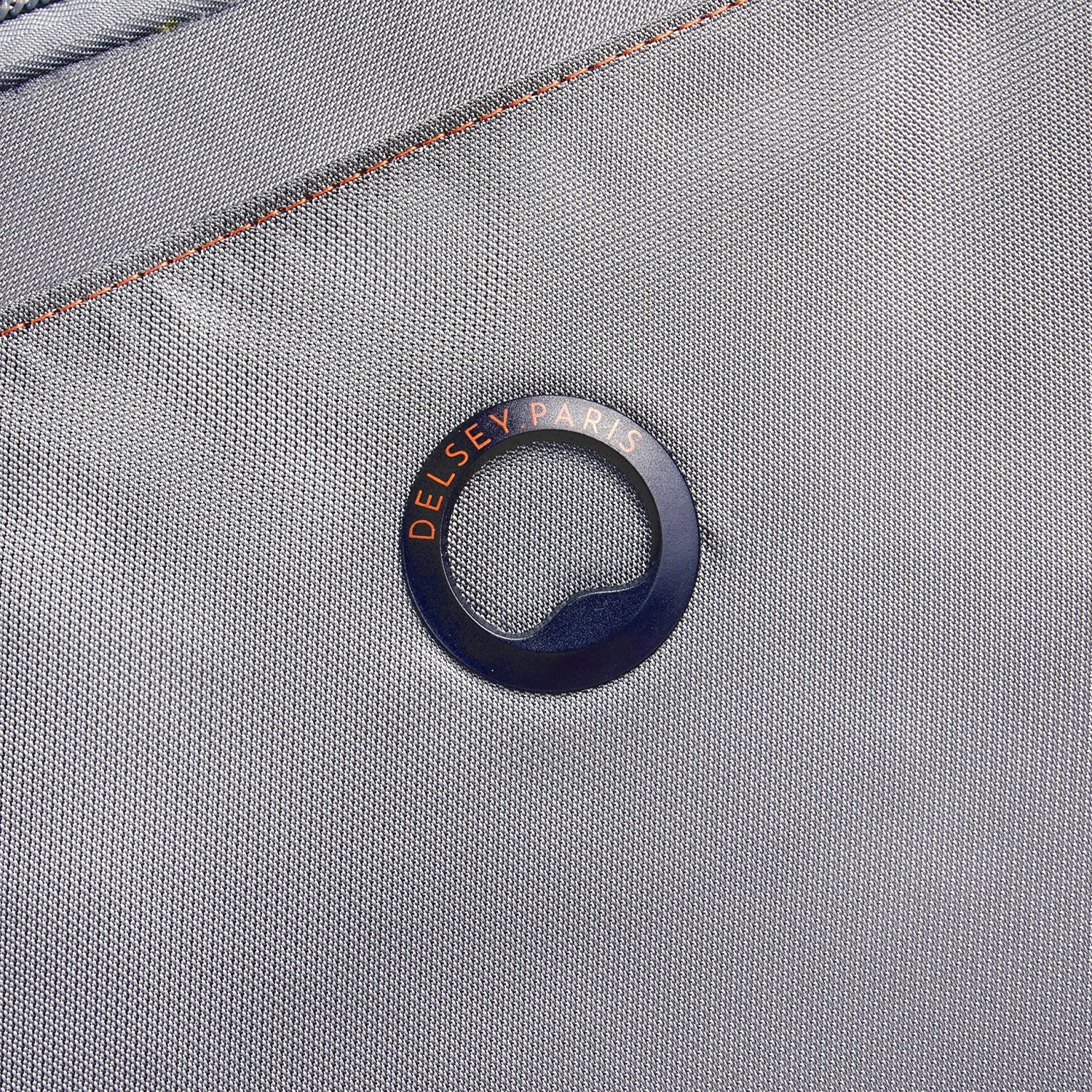 DELSEY Paris Egoa Rolling Travel Duffel Bag With 100% Recycled Materials, Light Gray, Checked-Medium 25 Inch 6 DELSEY Paris Egoa Rolling Travel Duffel Bag With 100% Recycled Materials, Light Gray, Checked-Medium 25 Inch - Image 4