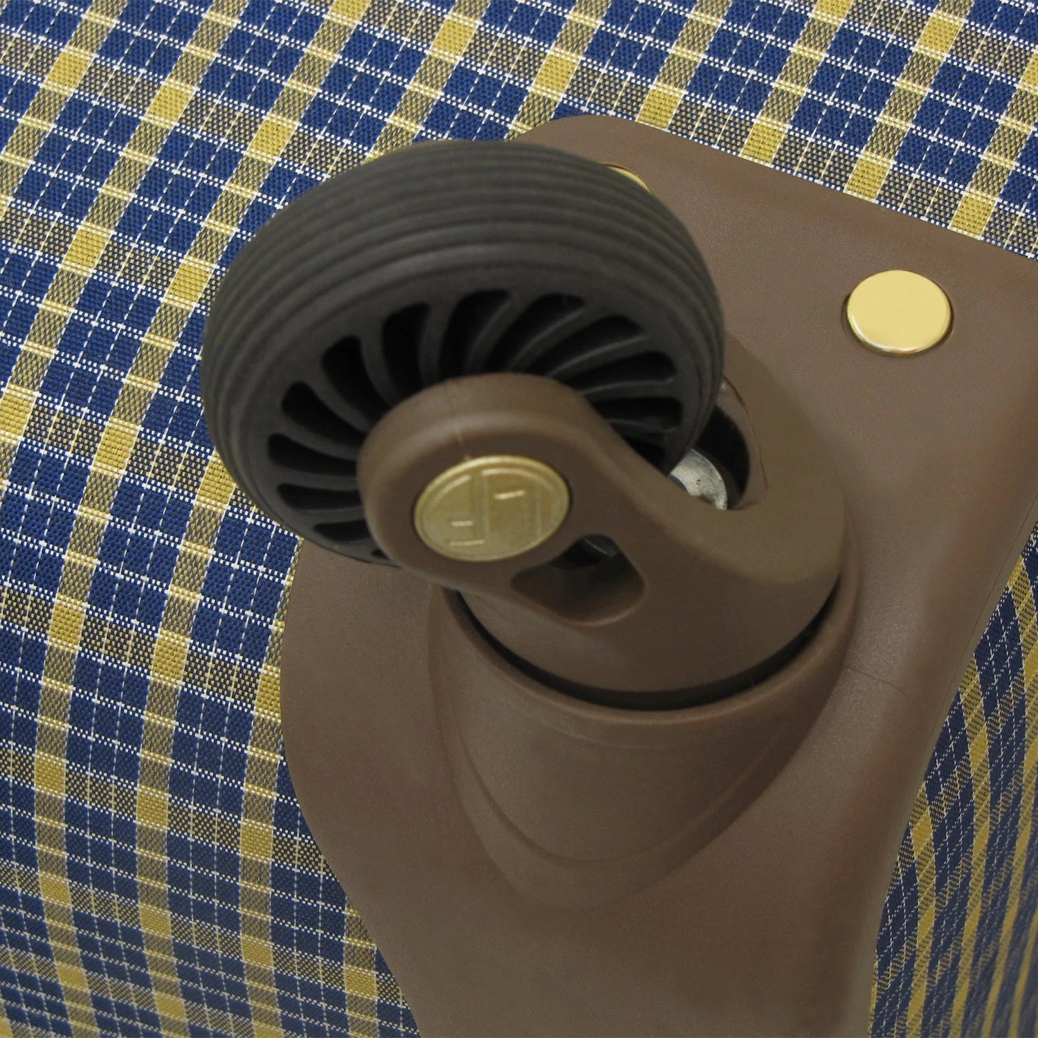 London Fog Kensington 4 Piece Set 4-Wheel Luggage Sets 7 London Fog Kensington 4 Piece Set 4-Wheel Luggage Sets - Image 5