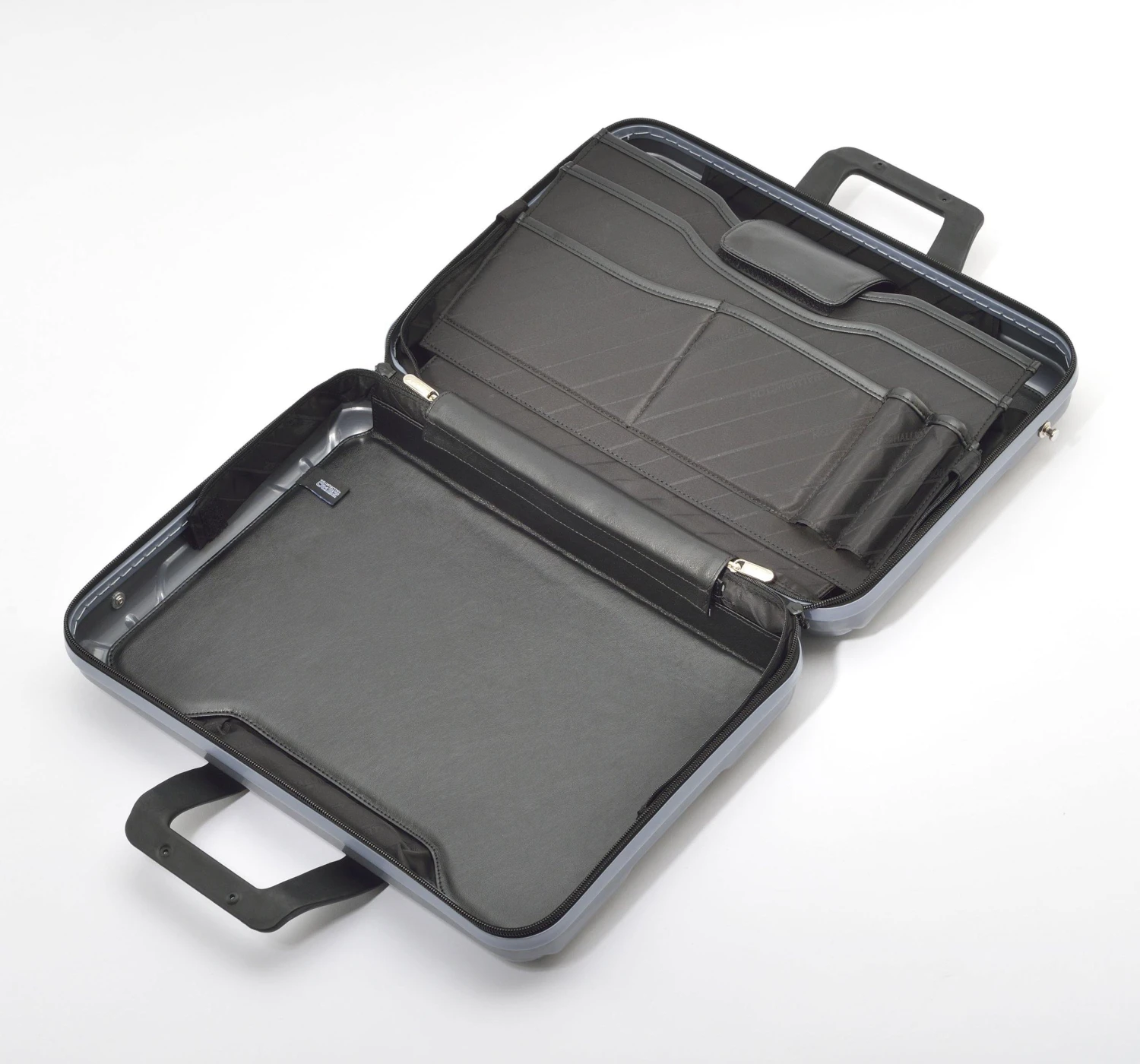 ZERO Halliburton 4" Polycarbonate Zippe Laptop Case 8 ZERO Halliburton 4" Polycarbonate Zippe Laptop Case - Image 6