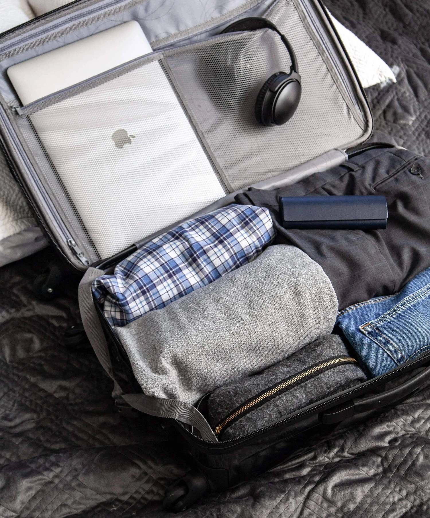 Samsonite Winfield 2 20" 4-Wheel Carry-On Luggage 18 Samsonite Winfield 2 20" 4-Wheel Carry-On Luggage - Image 16