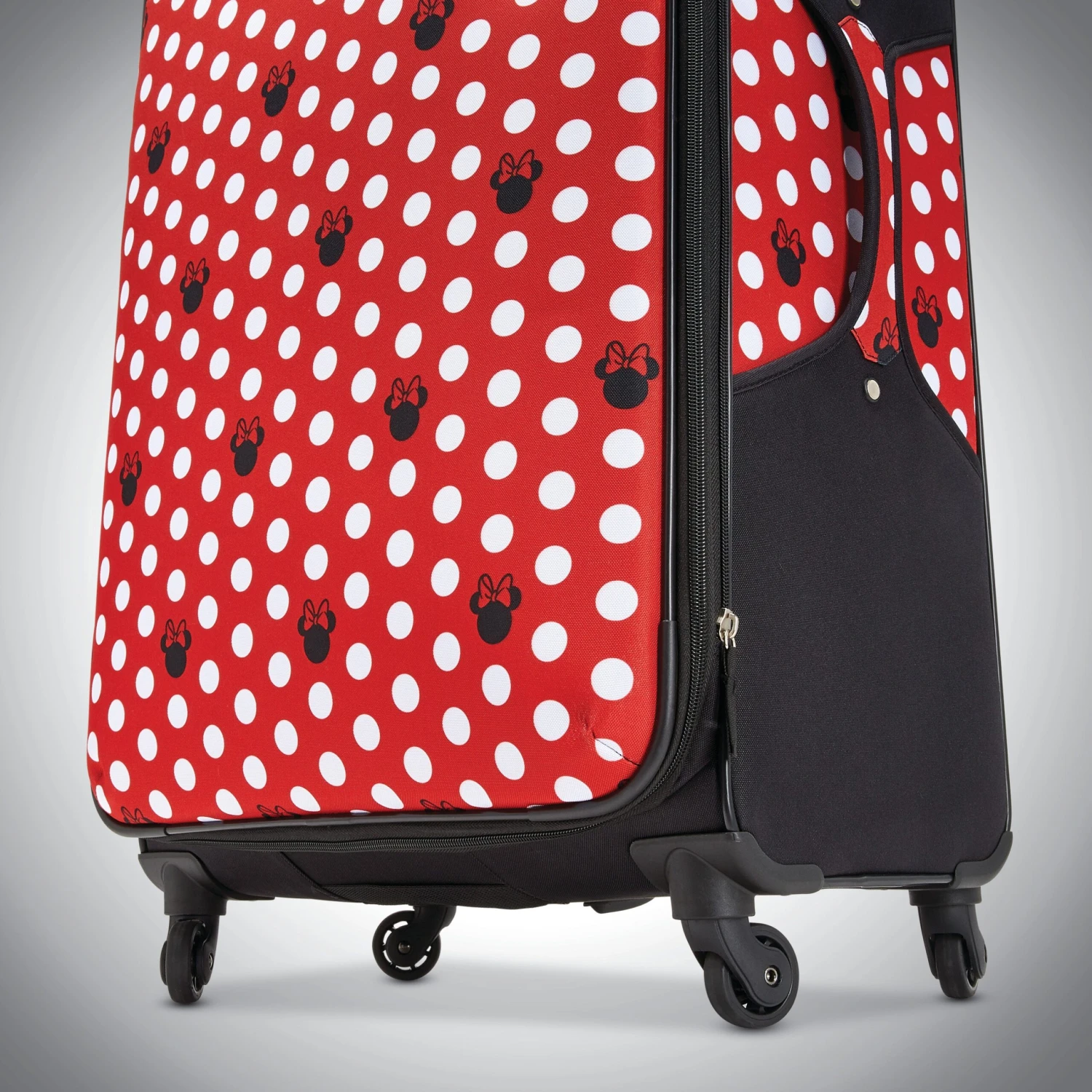 American Tourister Disney 2-PC Softside Spinner Set 9 American Tourister Disney 2-PC Softside Spinner Set - Image 7