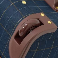 London Fog Kensington II 15" Under Seat Bag -Best Luggage Store 44f8bf7866bf3999a741c77ab4f64a40824a55445ddb4588b9012095e12ec2a1