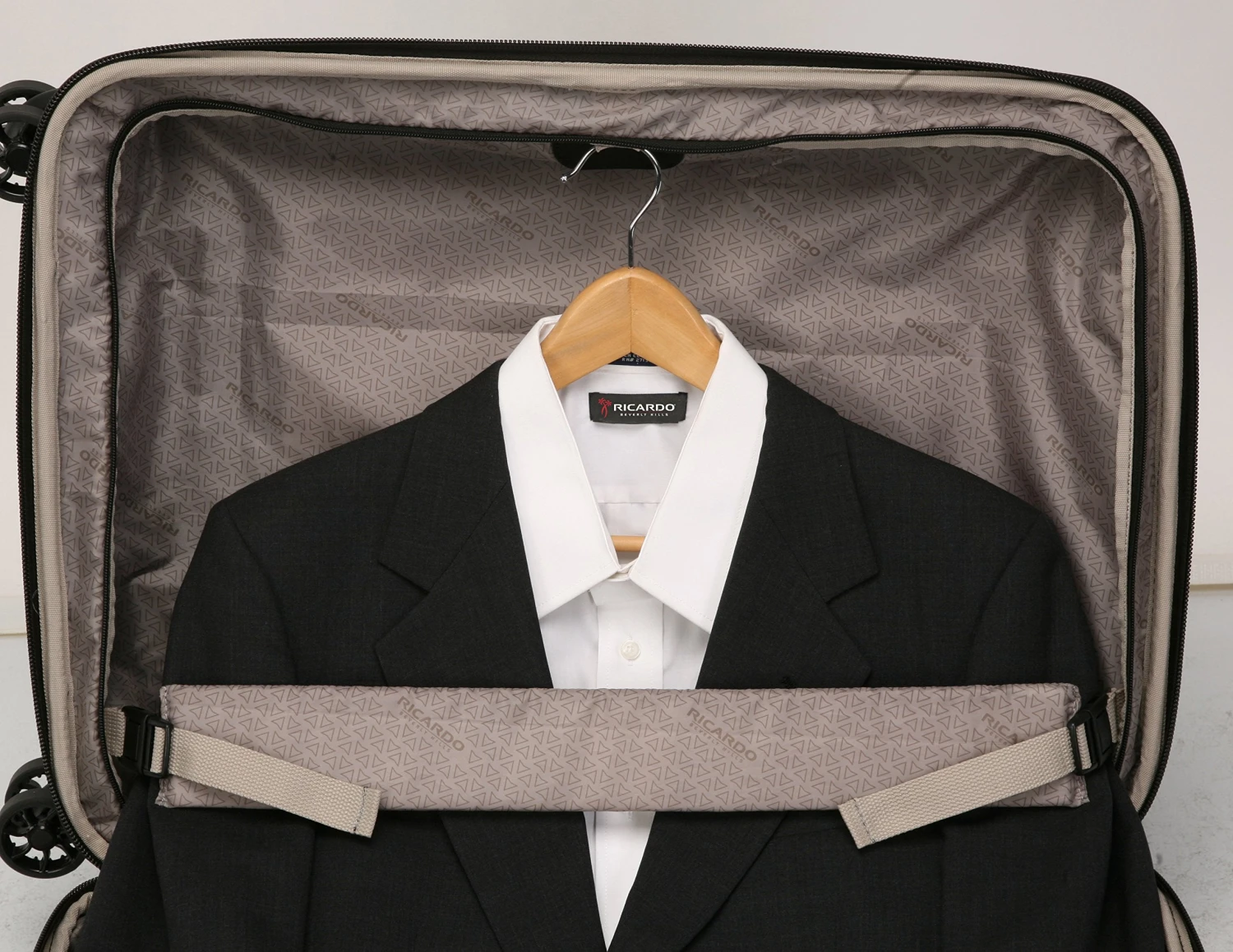 Ricardo Beverly Hills Mulholland Drive 20" 4W Expand Wheelaboard 6 Ricardo Beverly Hills Mulholland Drive 20" 4W Expand Wheelaboard - Image 4