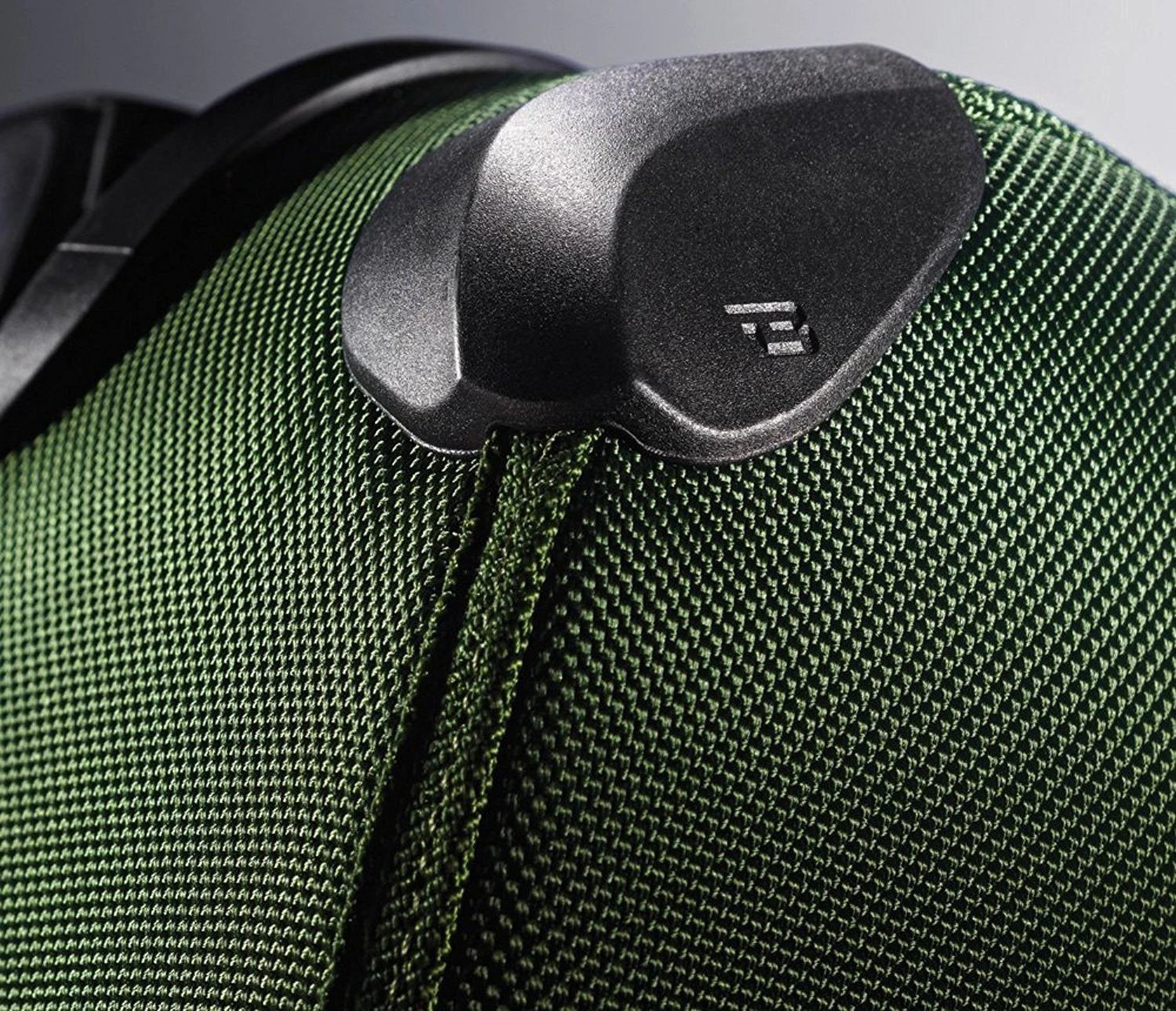 Boyt Mach 21" 4-Wheel Carry-On Luggage 10 Boyt Mach 21" 4-Wheel Carry-On Luggage - Image 8