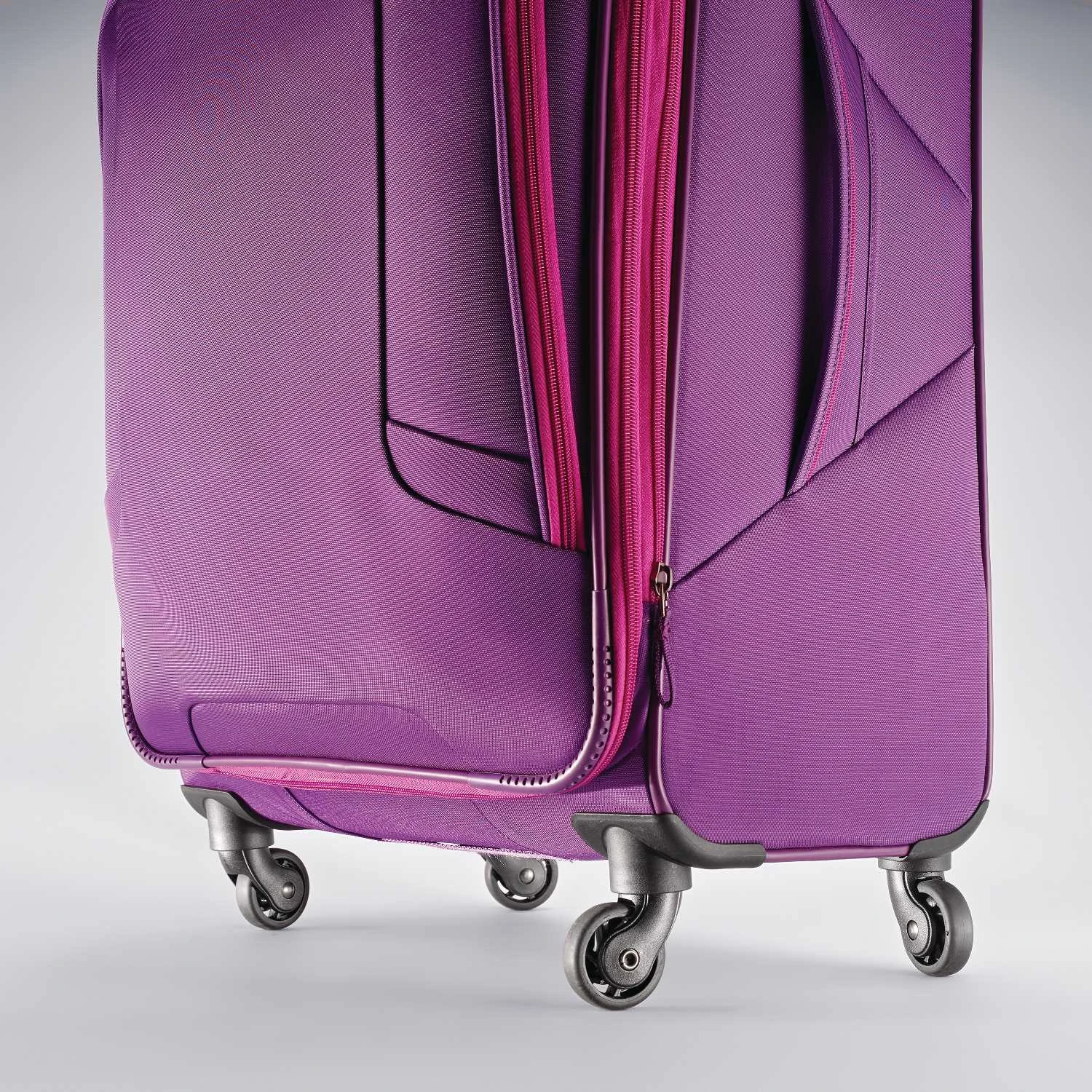 American Tourister 4 KIX 21" 4-Wheel Carry-On Luggage 14 American Tourister 4 KIX 21" 4-Wheel Carry-On Luggage - Image 12