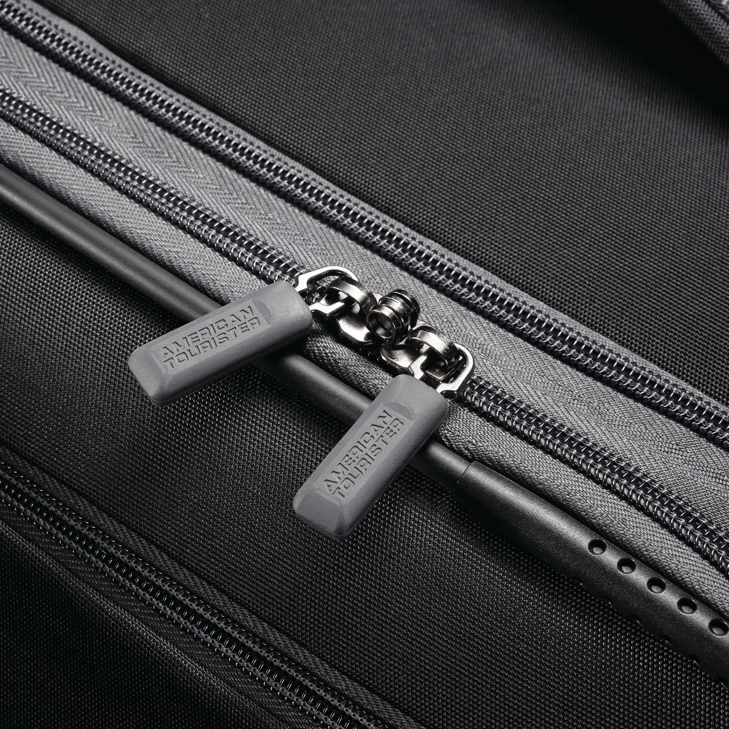 American Tourister 4 KIX 25" 4-Wheel Medium Luggage 5 American Tourister 4 KIX 25" 4-Wheel Medium Luggage - Image 3