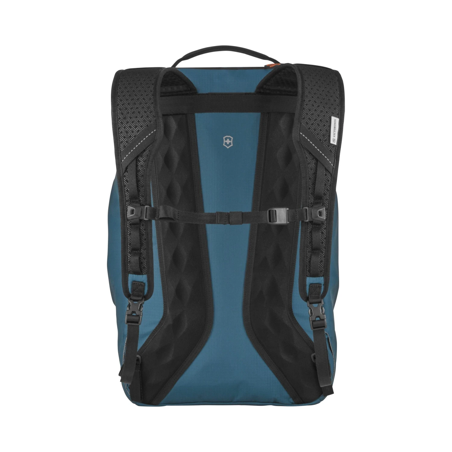 Victorinox Altmont Active Lightweight 2-In-1 Duffel Backpack 18 Victorinox Altmont Active Lightweight 2-In-1 Duffel Backpack - Image 16