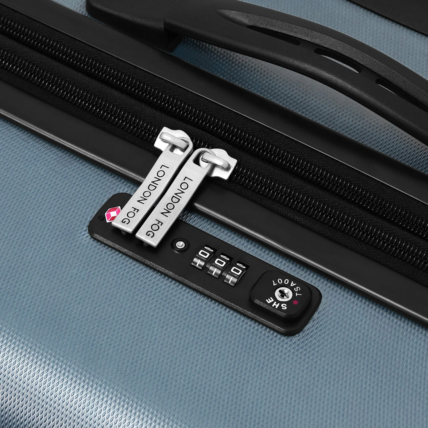 London Fog Southbury II 29" 4-Wheel Large Luggage 7 London Fog Southbury II 29" 4-Wheel Large Luggage - Image 6