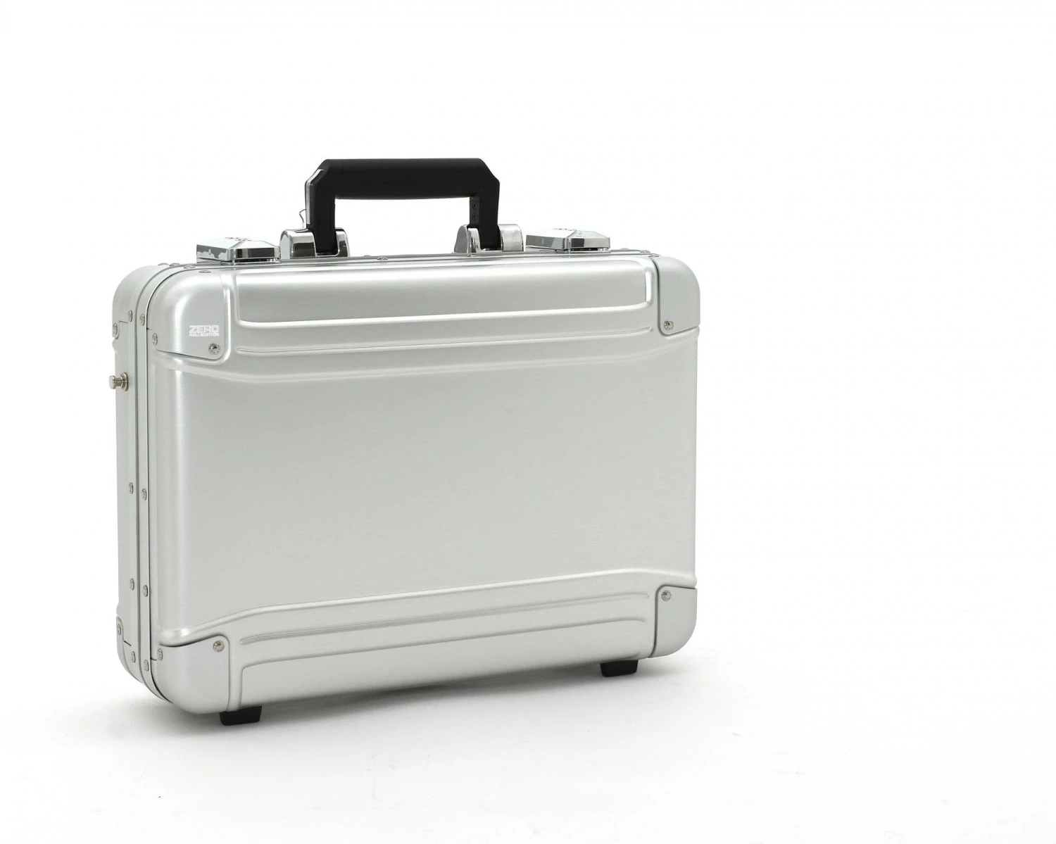 ZERO Halliburton Geo Aluminum 2.0 Small Laptop Case Silver 3 ZERO Halliburton Geo Aluminum 2.0 Small Laptop Case Silver