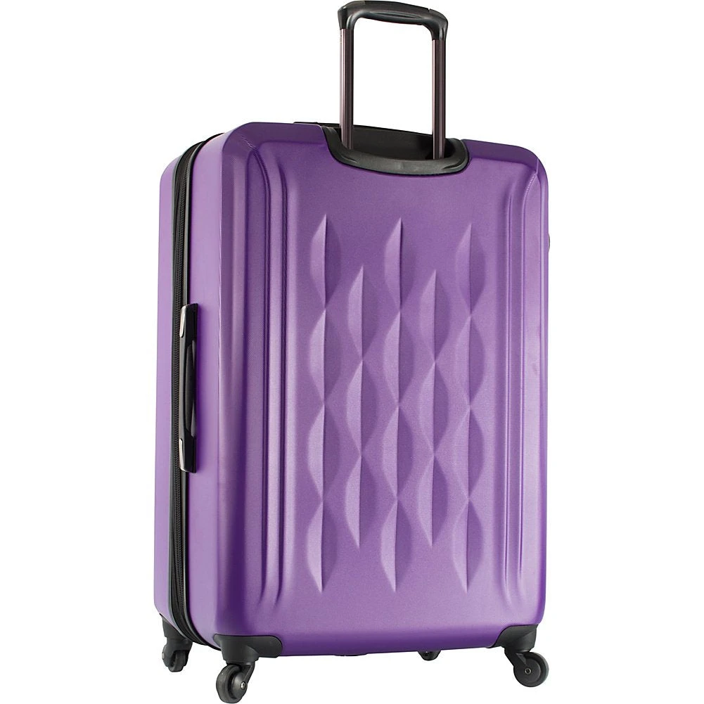 Heys America Scala 30" 4-Wheel Large Luggage 5 Heys America Scala 30" 4-Wheel Large Luggage - Image 3