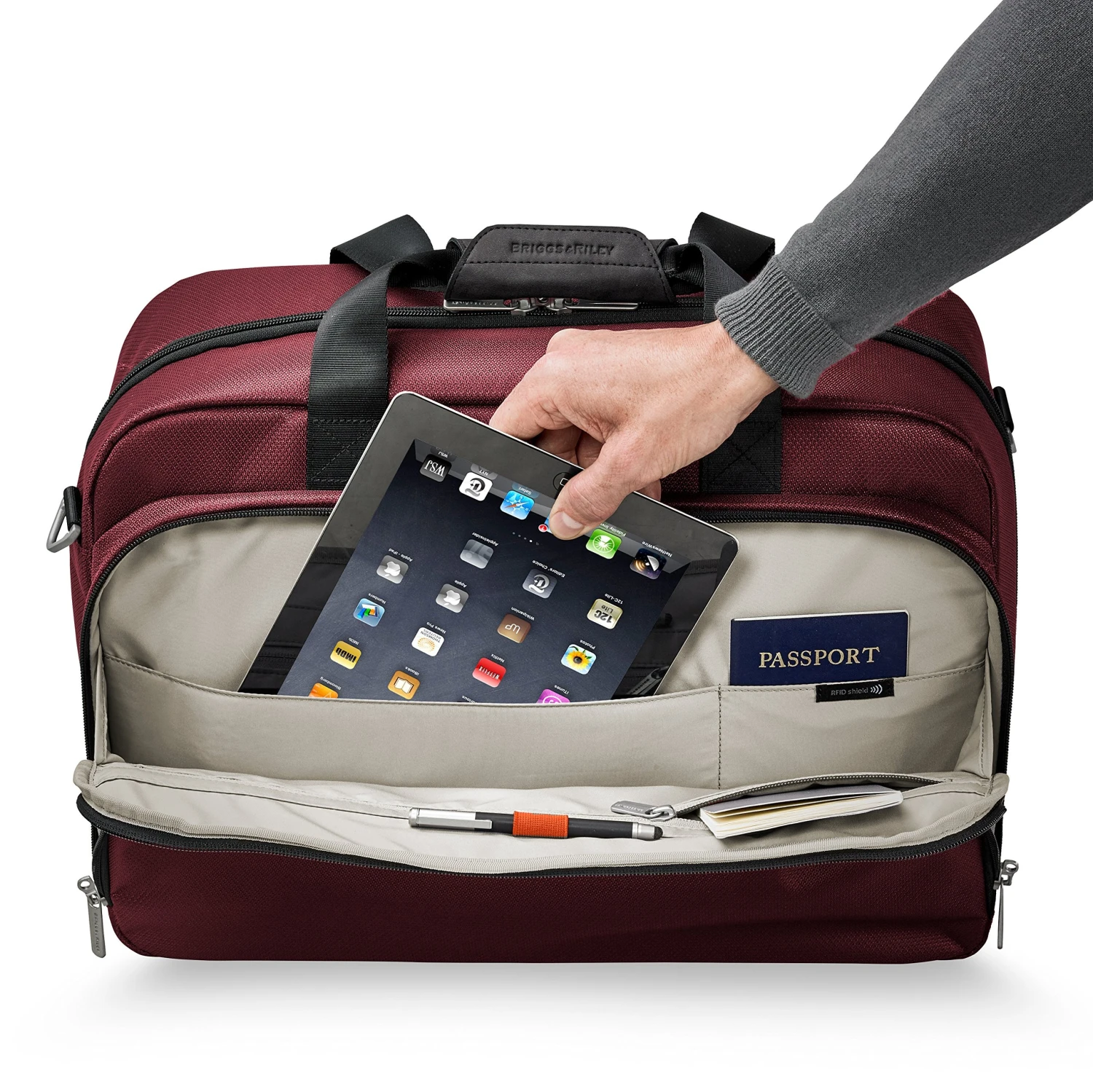 Briggs & Riley Transcend Clamshell Cabin Bag 10 Briggs & Riley Transcend Clamshell Cabin Bag - Image 8