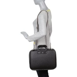 Bombata Medio Briefcase 13 Inch 38 Bombata Medio Briefcase 13 Inch -Best Luggage Store 975b4666402c059f62862186e77caa5bbbb094b1dcf89dcc856ba5f3a91599cd