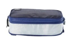 Eagle Creek Pack-It Converge Compression Cube 33 Eagle Creek Pack-It Converge Compression Cube -Best Luggage Store EC0A31RF200 GBL CompressingStep 1 1