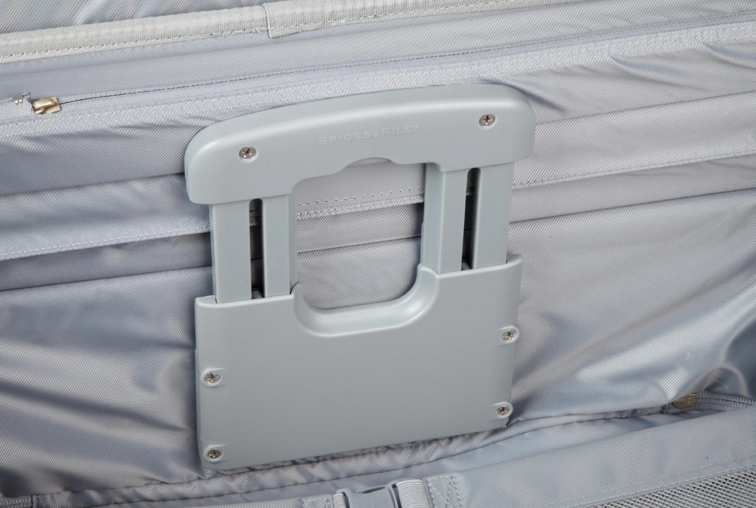 Briggs & Riley Baseline TravelWare 24" 2-Wheel Medium Luggage 8 Briggs & Riley Baseline TravelWare 24" 2-Wheel Medium Luggage - Image 6