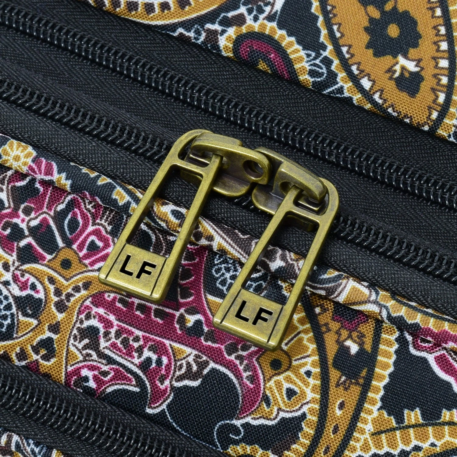 London Fog Cranford Collection 4 Piece Set 4-Wheel Luggage Sets 16 London Fog Cranford Collection 4 Piece Set 4-Wheel Luggage Sets - Image 14