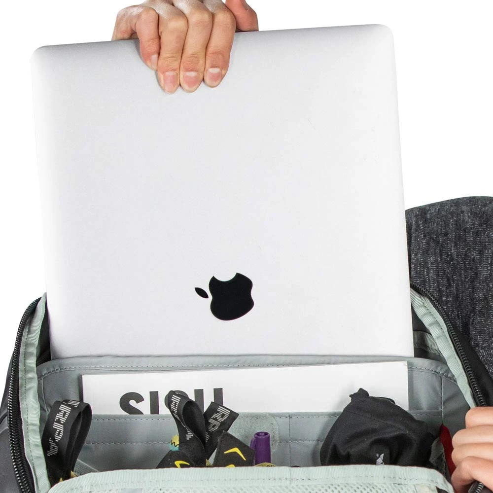 Osprey Packs Packs Transporter Zip Top Laptop Backpack (Black) 6 Osprey Packs Packs Transporter Zip Top Laptop Backpack (Black) - Image 4