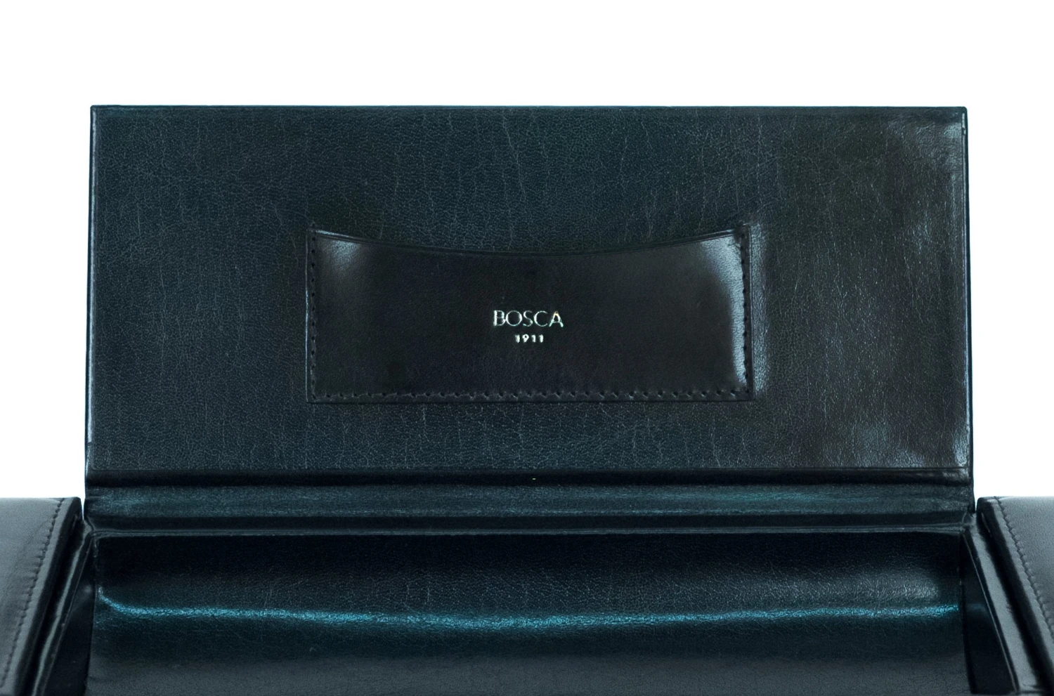 Bosca 3 Compartment Desk Organizer Old Leather 12 Bosca 3 Compartment Desk Organizer Old Leather - Image 10