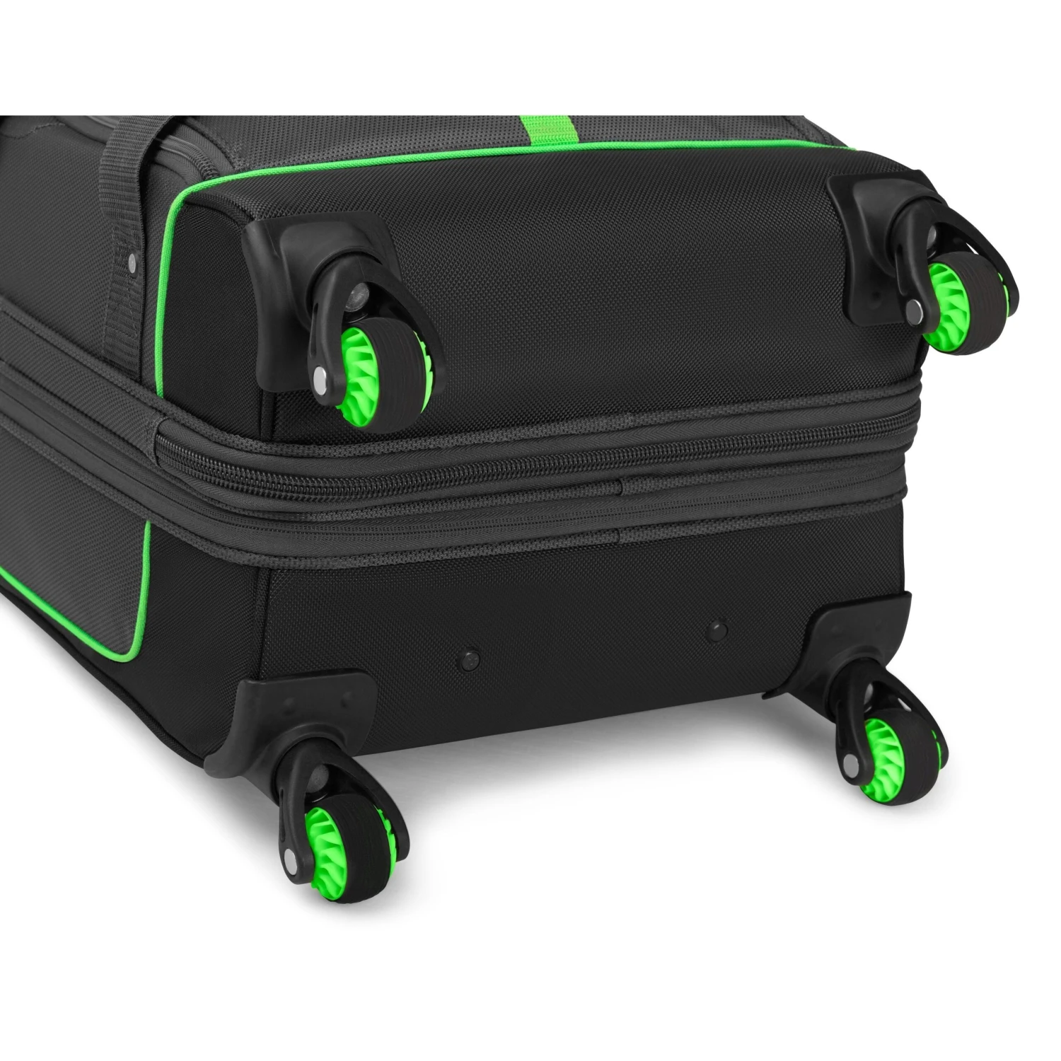 High Sierra Alameda 27" -Wheel Large Luggage 6 High Sierra Alameda 27" -Wheel Large Luggage - Image 4