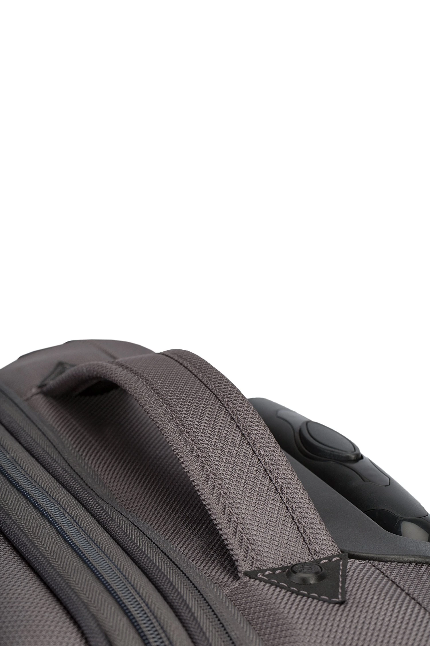 High Sierra Evanston 29" 2-Wheel Large Luggage 4 High Sierra Evanston 29" 2-Wheel Large Luggage - Image 2