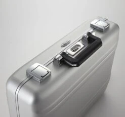 ZERO Halliburton Premier Aluminum Attache -Best Luggage Store e966321d12a441a70ce573e1933687ad5dc1d6547bddd47f27f47aaca1226223