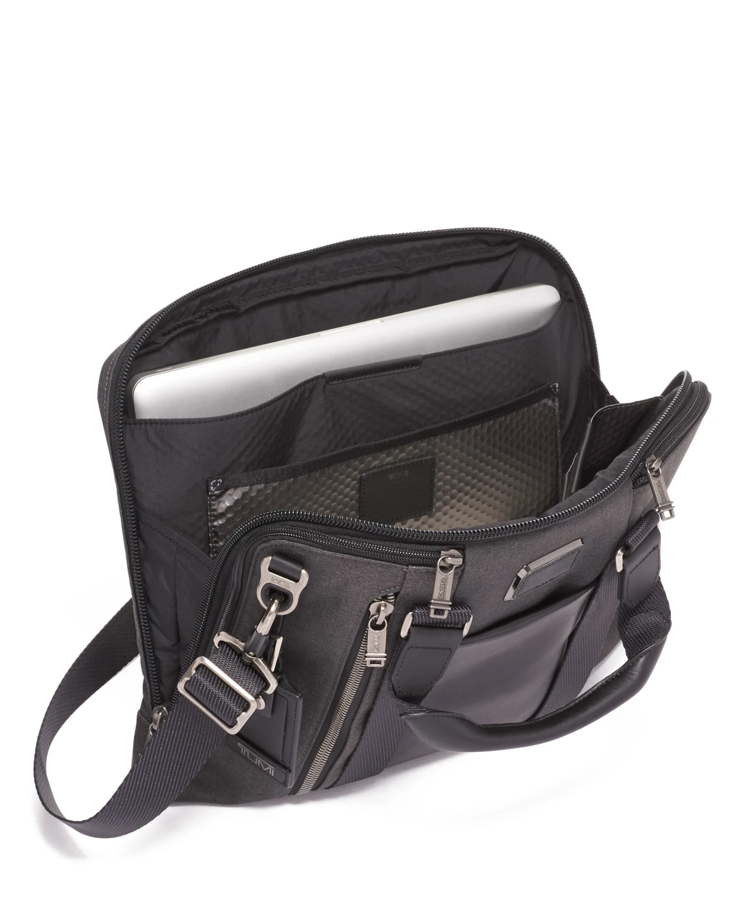 TUMI Alpha Bravo Aviano Slim Brief 7 TUMI Alpha Bravo Aviano Slim Brief - Image 5