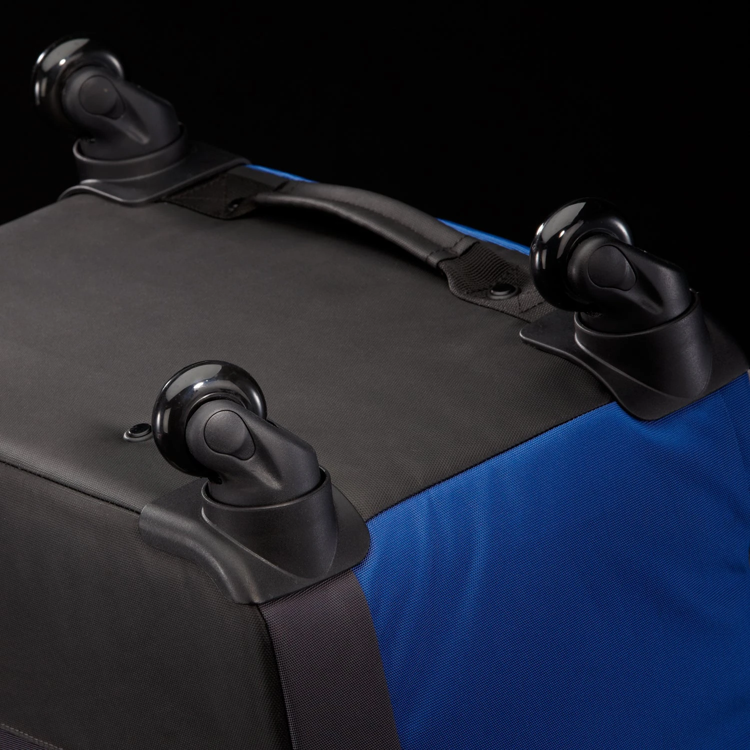 Eagle Creek Travel Gateway 28" 4-Wheel Large Luggage 9 Eagle Creek Travel Gateway 28" 4-Wheel Large Luggage - Image 7