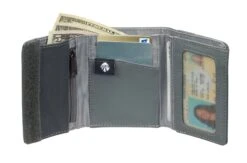 Eagle Creek Tri-Fold Wallet -Best Luggage Store ec 60297129 1 open