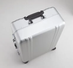 ZERO Halliburton Classic Aluminum 28 Inch 4 Wheel Spinner Travel Case 17 ZERO Halliburton Classic Aluminum 28 Inch 4 Wheel Spinner Travel Case -Best Luggage Store fba4c78a8a56fe72e75ecb35780687b3a8e635d48a3c65f9da8827d43d38c5e1