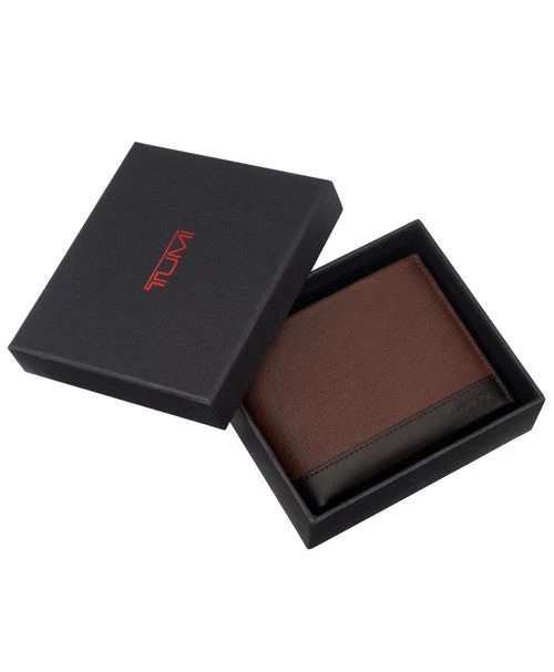 TUMI Rivington Global Coin Wallet 6 TUMI Rivington Global Coin Wallet - Image 4